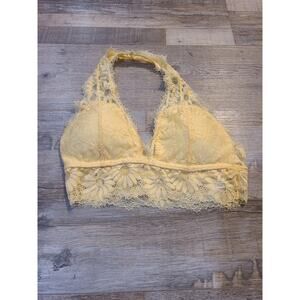 True by Rue21 medium women's yellow lace bralette